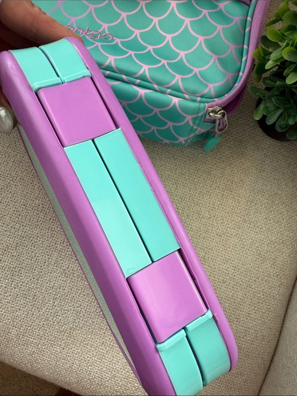 bentgo Kids Insulated Lunch Bag & Bento Box- Aqua Mermaid with Purple Trim